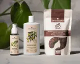 Naturalne kosmetyki Orientana: olejek i szampon na porost włosów, oraz bio henna w kolorze gorzkiej czekolady.