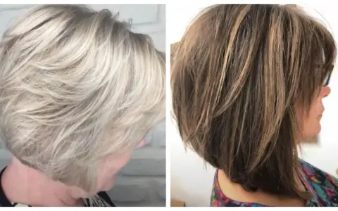 Dwie fryzury bob z pasemkami: jasny blond i brąz z refleksami. Modne kolory włosów dla starszych pań, które chcą odświeżyć swój wygląd.